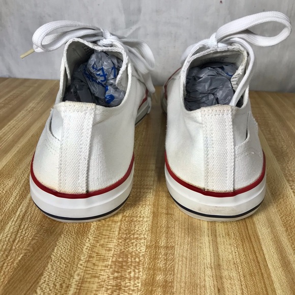 Levi’s low top canvas sneakers size 10.5 like new never worn. - Picture 6 of 10